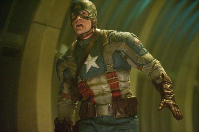 still-of-chris-evans-in-captain-america-the-first-avenger-2011-large-picture